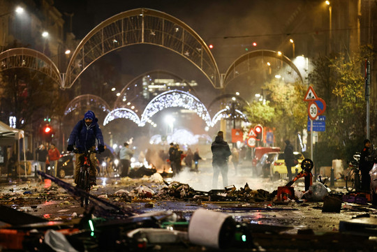 Violence broke out in Brussels on November 27, 2022 after Morocco's victory over Belgium at the World Cup, with "dozens of people" attacking street furniture and police, police said.